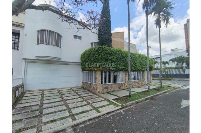 Casas, Alquiler en Ciudad Jardín