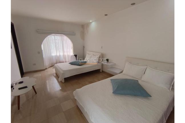 Casas, Alquiler, Ciudad Jardín - $10.000.000