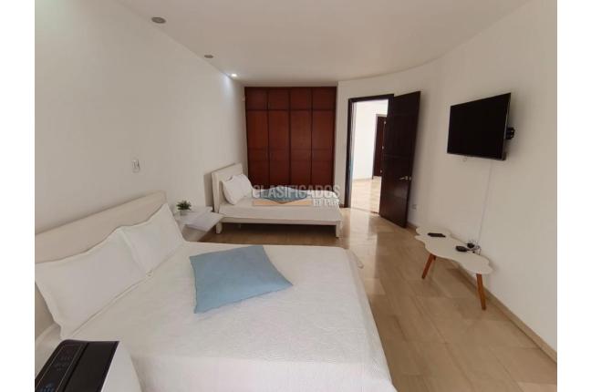 Casas, Alquiler, Ciudad Jardín - $10.000.000