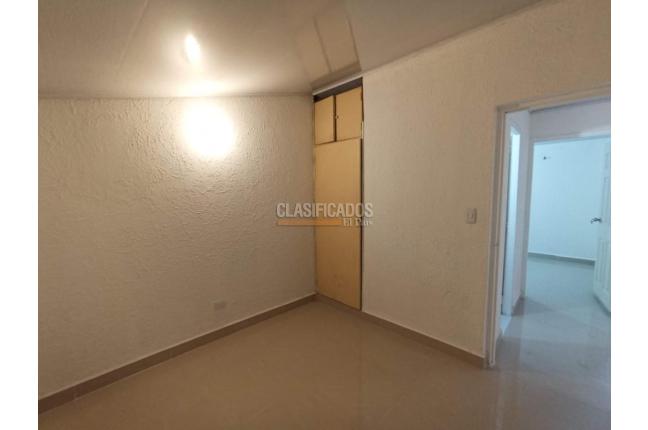 Apartamentos, Alquiler, Álamos - $900.000