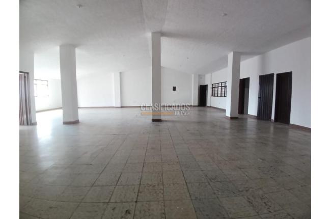 Locales y Bodegas, Alquiler, Obrero - $3.200.000