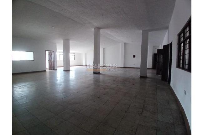 Locales y Bodegas, Alquiler, Obrero - $3.200.000