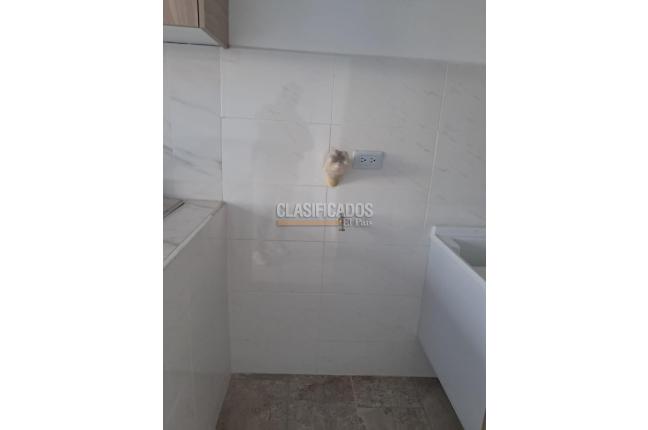 Apartaestudios, Alquiler, Salomia - $750.000