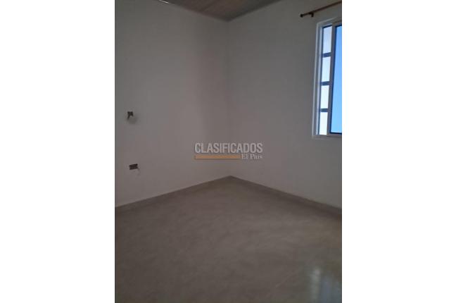 Apartaestudios, Alquiler, Salomia - $750.000