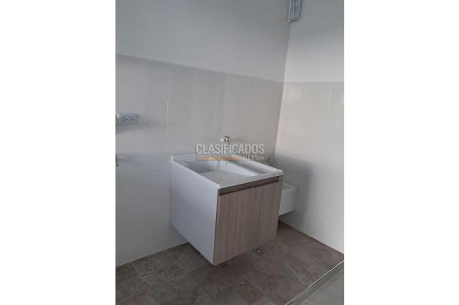 Apartaestudios, Alquiler, Salomia - $750.000