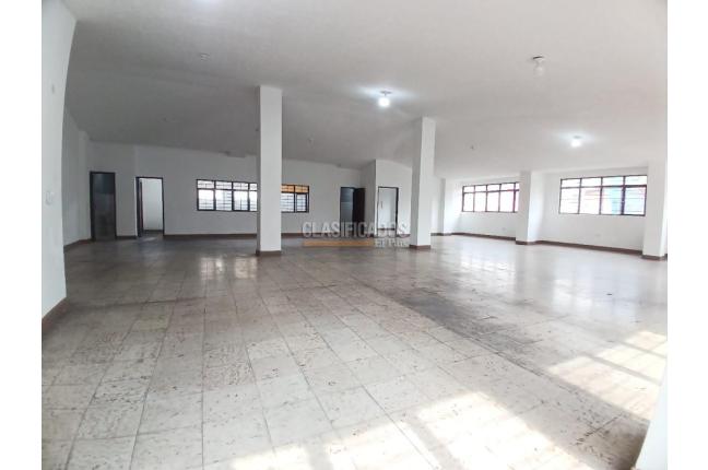 Locales y Bodegas, Alquiler, Obrero - $3.200.000