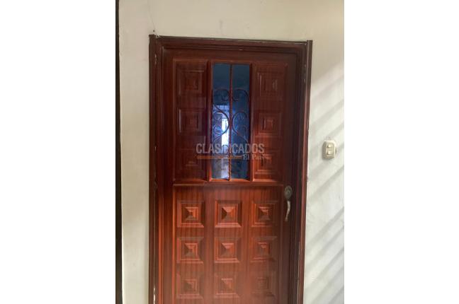 Apartaestudios, Alquiler, Champagñat - $1.050.000