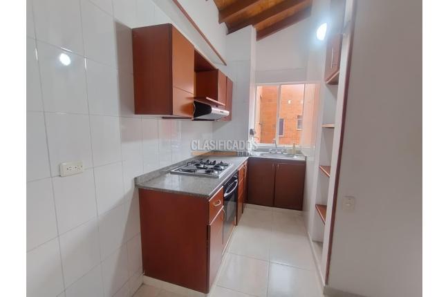 Apartamentos, Venta en Prados del Limonar