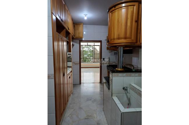 Apartamentos, Venta, Miraflores - $460.000.000