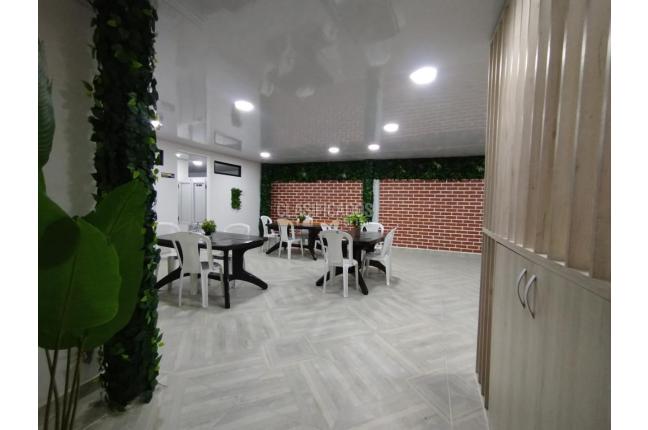 Oficinas y Consultorios, Alquiler, La Flora - $5.500.000