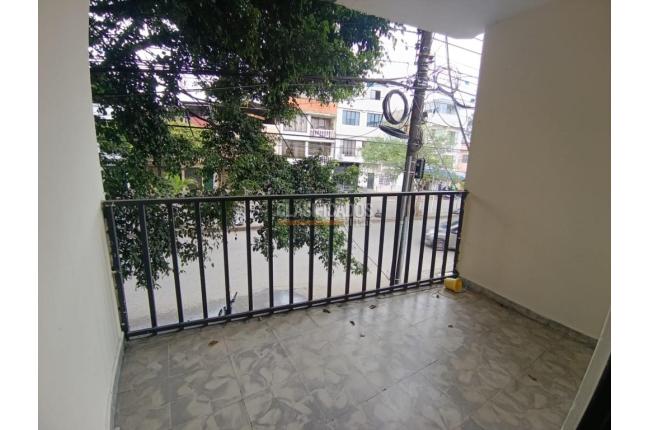 Casas, Alquiler, 20 de Julio - $1.100.000