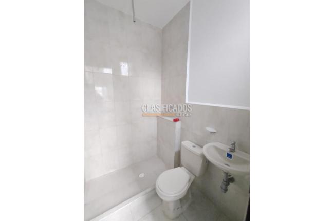 Casas, Alquiler, Floralia - $880.000