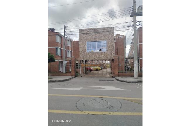 Casas, Alquiler, Bogotá - $2.400.000