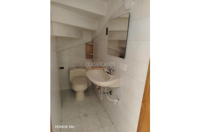 Casas, Alquiler, Bogotá - $2.400.000