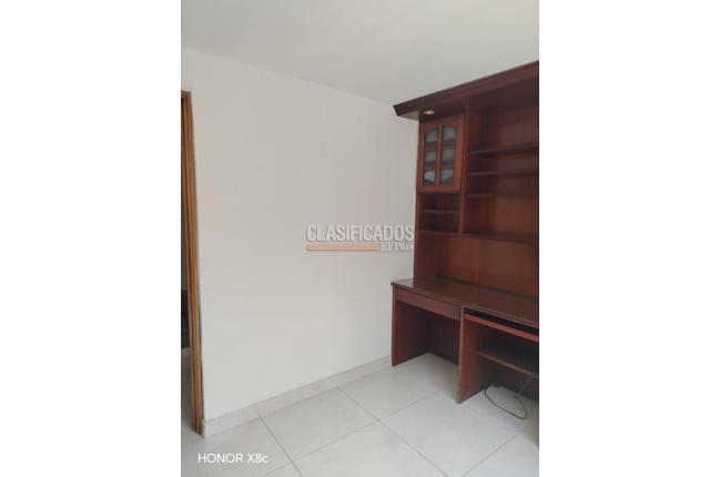Casas, Alquiler, Bogotá - $2.400.000