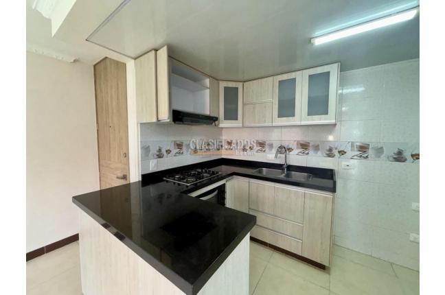 Apartamentos, Venta en Ciudad Melendez