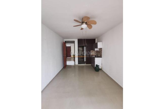 Apartamentos, Alquiler, Champagñat - $580.000