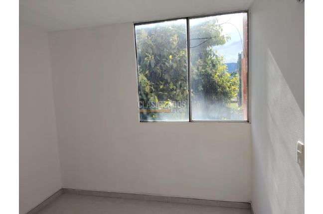 Apartamentos, Venta, Gratamira - $240.000.000