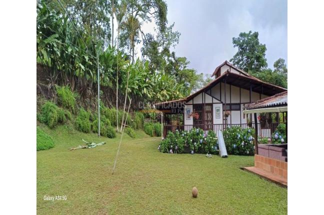 Casas, Venta en La Cumbre