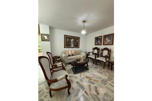 Apartamentos, Venta en Las Quintas de Don Simón