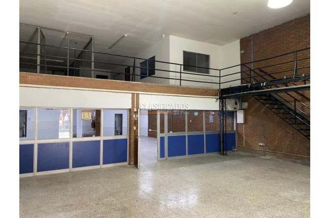 Locales y Bodegas, Alquiler, Obrero - $8.211.000