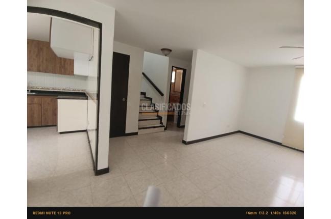 Casas, Venta en La Hacienda