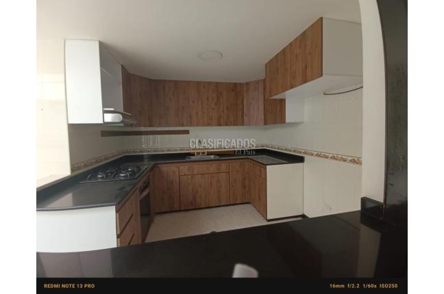 Casas, Venta en La Hacienda