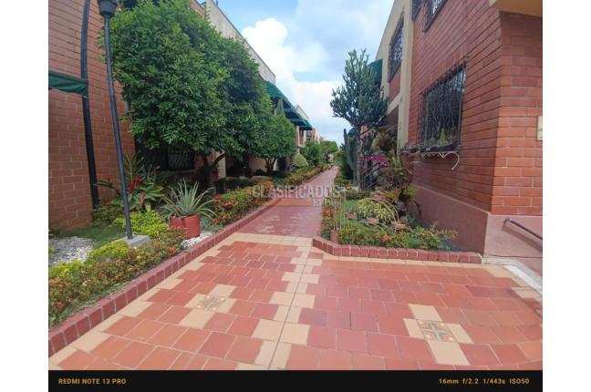 Casas, Venta, La Hacienda - $630.000.000