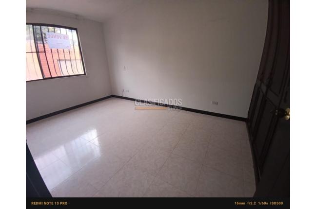 Casas, Venta, La Hacienda - $630.000.000