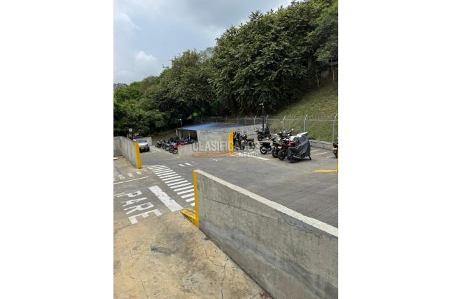 Apartamentos, Venta, Aguacatal - $220.000.000