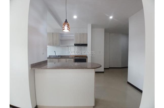 Apartamentos, Alquiler, Cuarto de Legua - $1.800.000