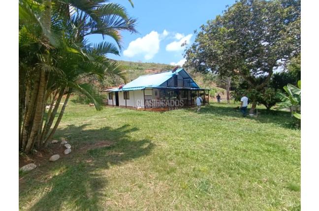 Fincas y Casas Campestres, Venta en La Cumbre