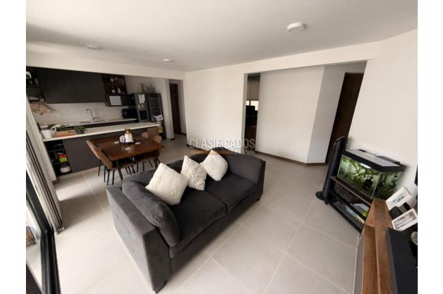 Apartamentos, Venta en Valle del Lili
