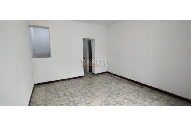 Locales y Bodegas, Alquiler, San Antonio - $700.000