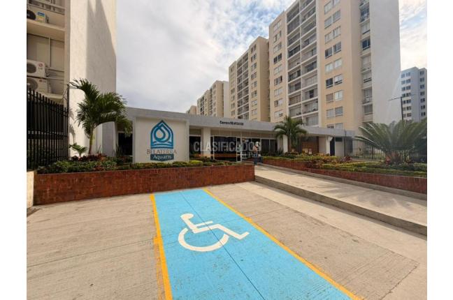 Apartamentos, Venta en Valle del Lili