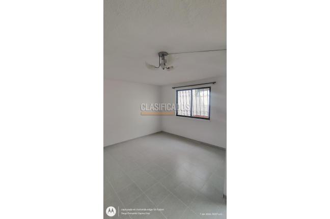 Casas, Alquiler, Prados del Norte - $2.000.000