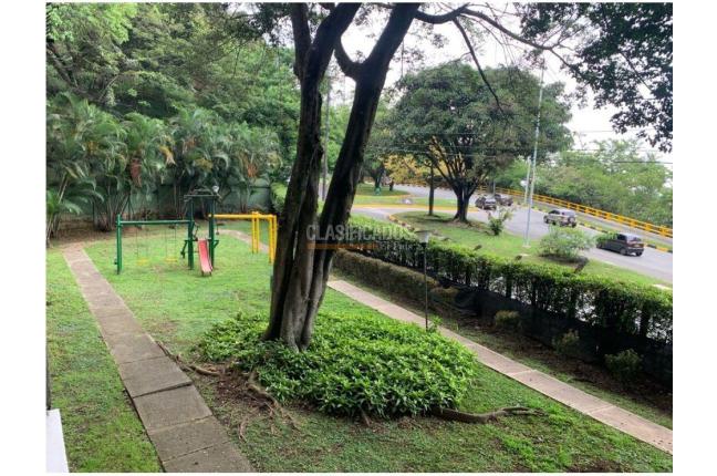 Apartamentos, Venta, Cristales - $590.000.000