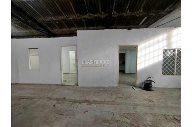 Locales y Bodegas, Alquiler, Manzanares - $12.000.000