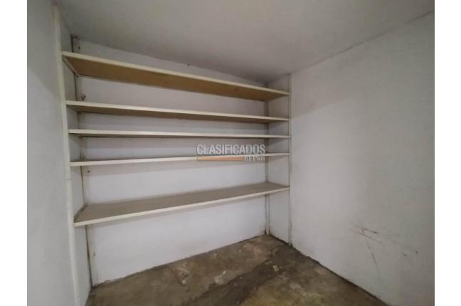 Locales y Bodegas, Alquiler, Manzanares - $12.000.000