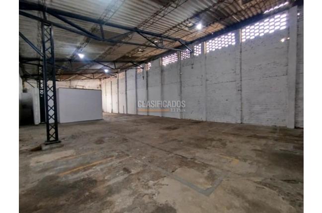 Locales y Bodegas, Alquiler, Manzanares - $12.000.000