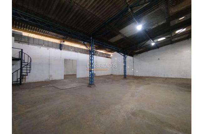 Locales y Bodegas, Alquiler, Manzanares - $12.000.000