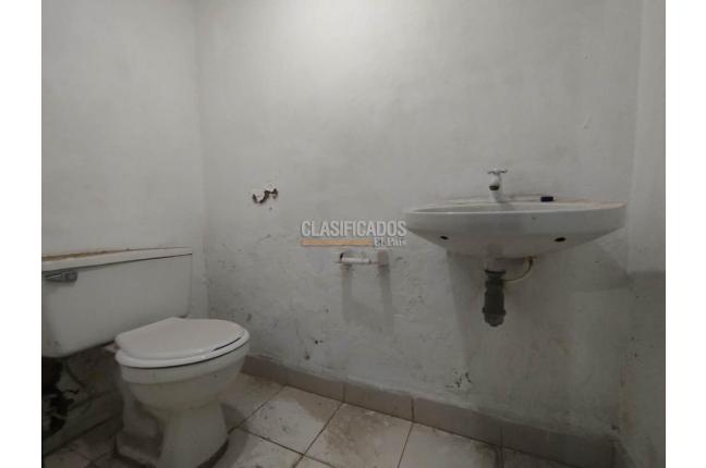 Locales y Bodegas, Alquiler, Manzanares - $12.000.000