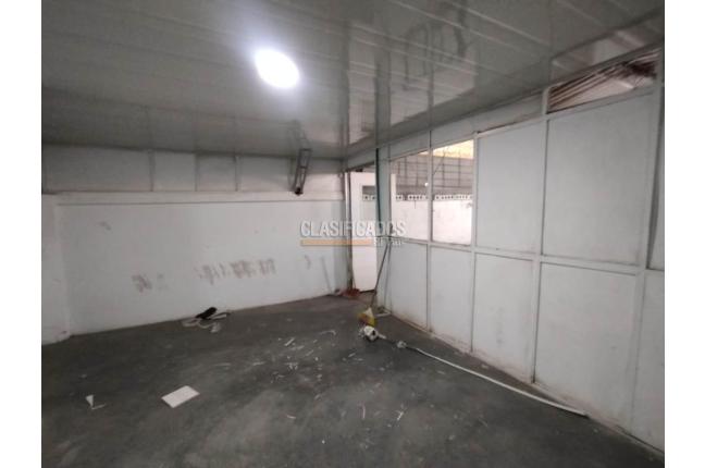 Locales y Bodegas, Alquiler, Manzanares - $12.000.000