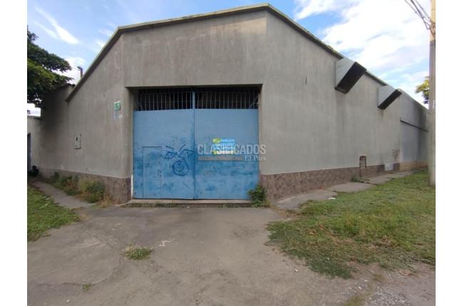 Locales y Bodegas, Alquiler, Manzanares - $12.000.000