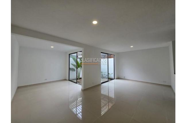Casas, Alquiler, La Hacienda - $3.700.000