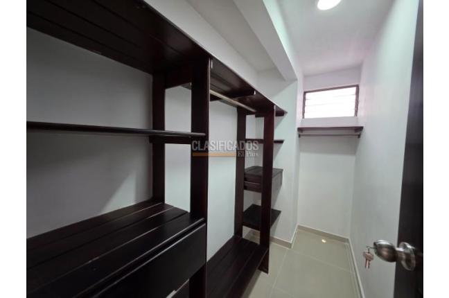 Casas, Alquiler, La Hacienda - $3.700.000