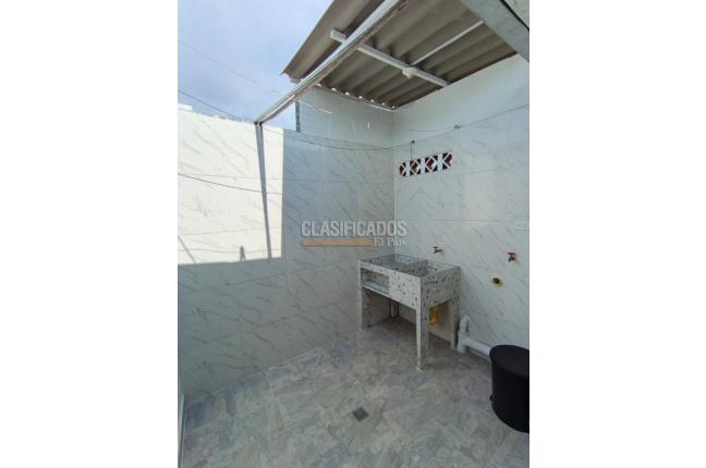 Apartamentos, Alquiler, Primero de Mayo - $1.700.000