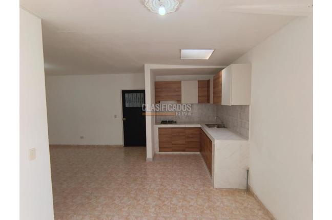 Apartamentos, Alquiler, Primero de Mayo - $1.700.000