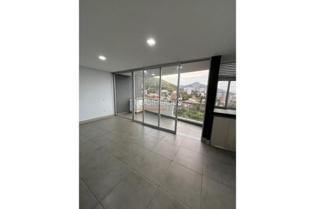 Apartamentos, Venta en Altos Cristales