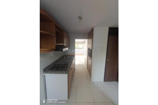 Apartamentos, Venta, El Refugio - $250.000.000